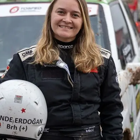 Hande Erdoğan