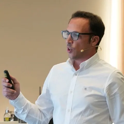 Onur Güneştan